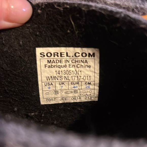 Sorel Women’s 1964 CVS Black and Pink Waterproof Laceup Winter Boots Size 9 - Picture 5 of 5